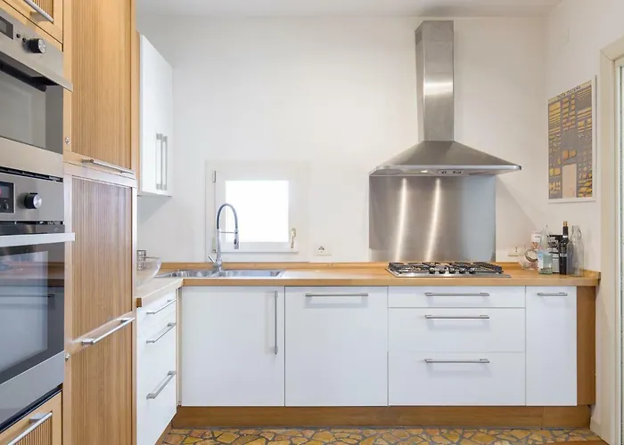 شقة Point Of View