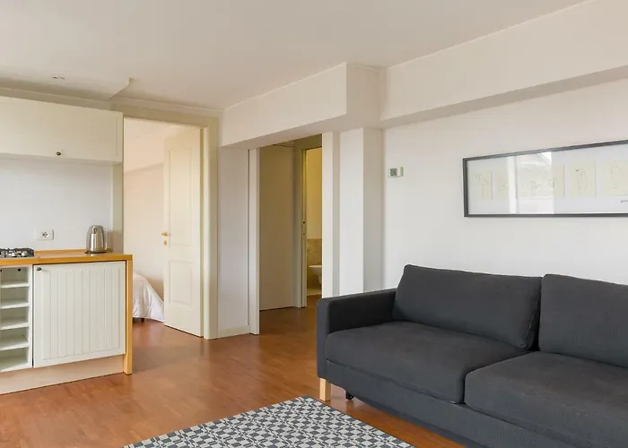 Point Of View شقة *