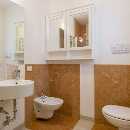 Point Of View * Verona