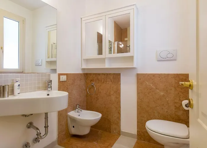 Point Of View * ורונה